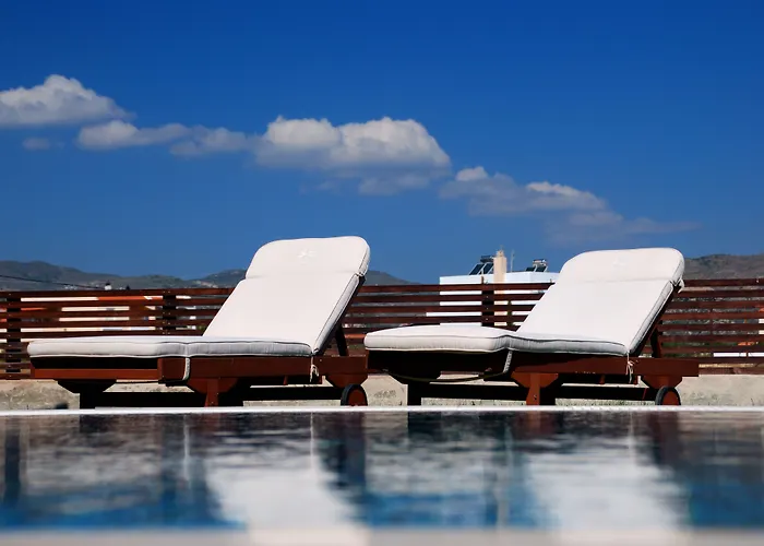 Blue Wave فيلة *